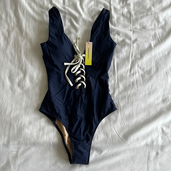 Summersalt Swimsuit, Size 2, nearly new - Picture 1 of 3